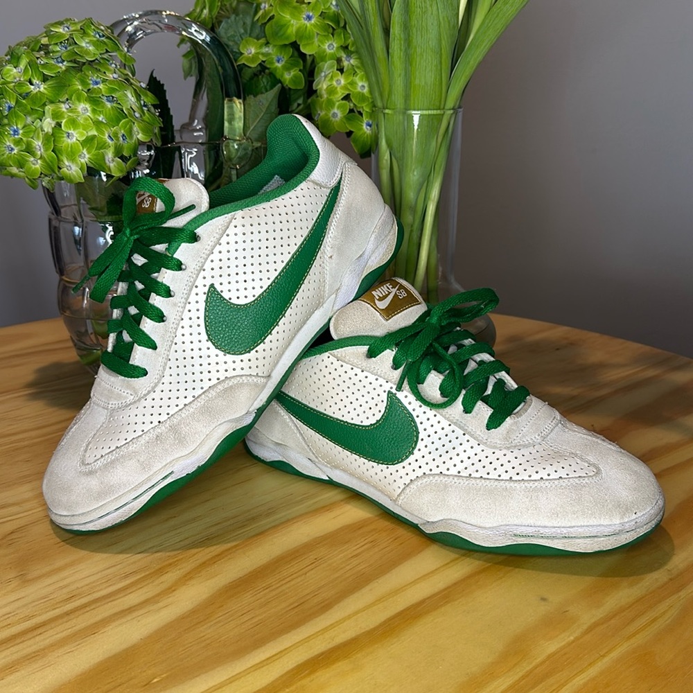 Nike Zoom Air FC Rare US Mens Size 8.5 White Green 308173-132 OG Classic Green